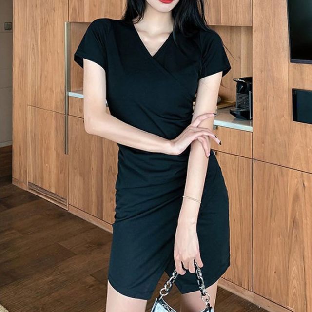 브이넥 블랙 원피스 앞트임 여름 하객룩 데이트룩 세미정장