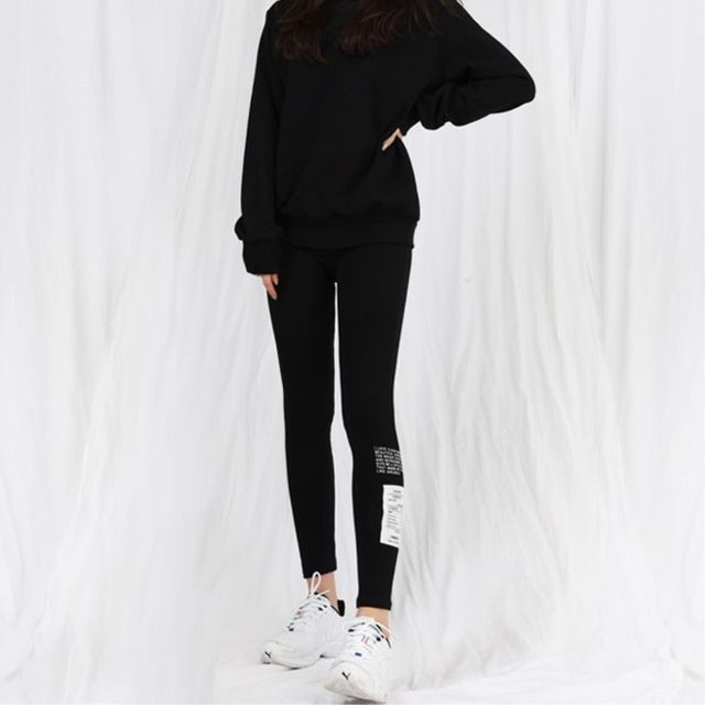 여성 하의 라벨 부착 레깅스 데일리 패션 웨어 여자옷