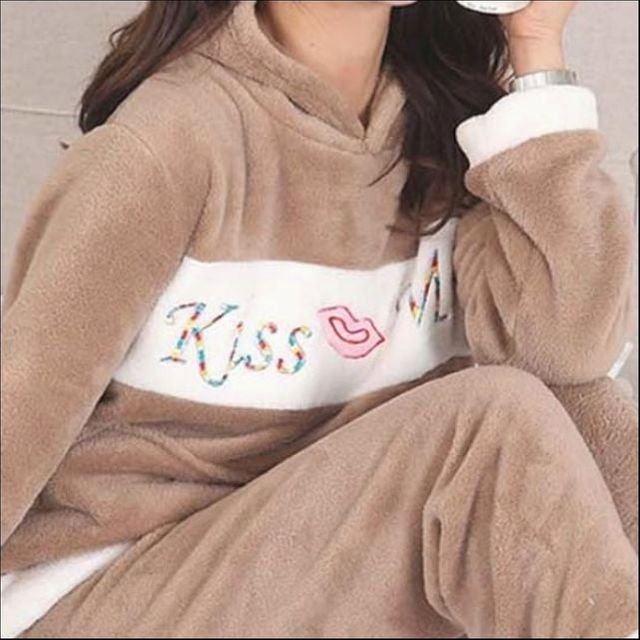 여자 겨울 집순이 꿀잠 포근한 극세사 후드 긴바지 수면잠옷 세트