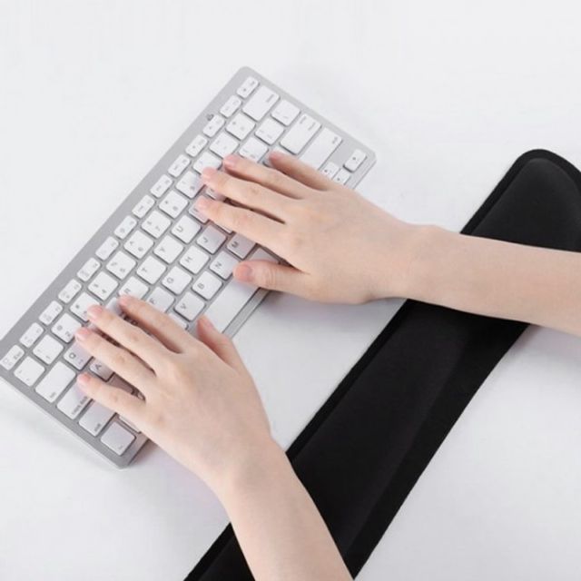 손목보호 키보드 쿠션받침대 컴퓨터