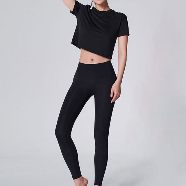 여성용 요가티셔츠 라운드넥 달리기 헬스복 운동 반팔티 반팔 티셔츠 상의