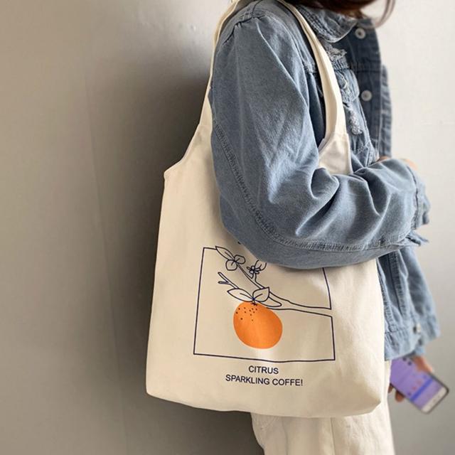 여성 귀엽고 적당한 사이즈 에코백 캔버스백 보조가방