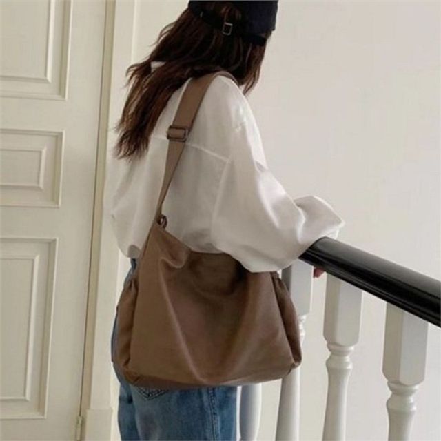 레더 여성 숄더백 캐주얼 여성 호보백 데일리 빅백 기본 심플