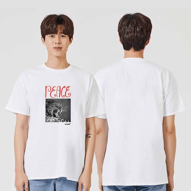 오직 표범 PEACE 그래픽 캐주얼 반팔티 - 동물 모티브 평화 메시지 티