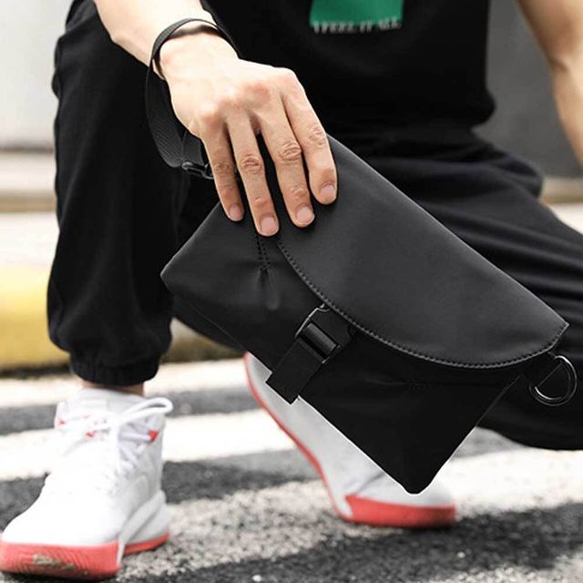 남자 크로스백 파우치 손가방 캐주얼 데일리 패션