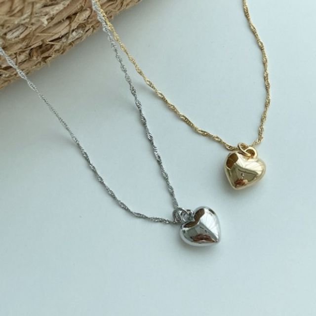 chubby love necklace