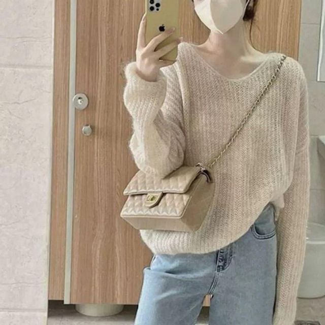V넥 플레인 룩스테디 니트탑 봄니트 F/W 시즌 걸스 솔리드 미니멀 비침소재