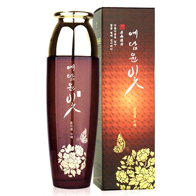 촉촉하고 균형 잡힌 피부로 가꿔주는 여성 스킨 150ml