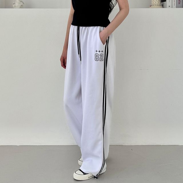 흰바지 트레이닝 와이드팬츠 루즈핏 조거 스트릿 통바지 밴딩 기모 스포츠