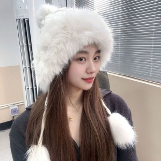 따듯한 방울 모자 아이보리 군밤모자 방한모자
