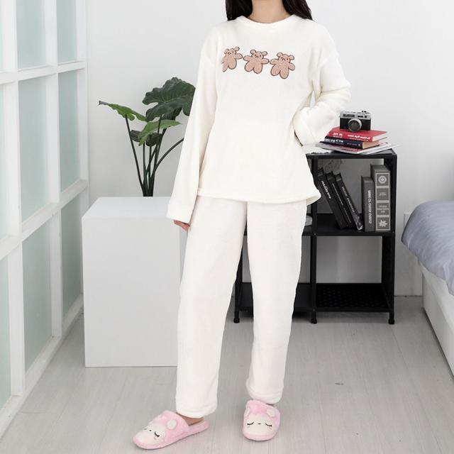 추운 겨울 따스한 여성 수면 잠옷 쿠키베어 아이보리