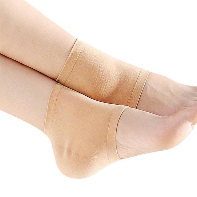 뒷꿈치 보습 방지 하프 편한 양말 각질 갈라짐