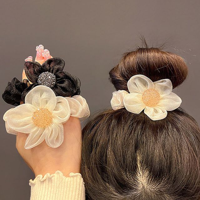 여성 올림머리 반묶음 묶음 머리 펄 플라워 머리끈