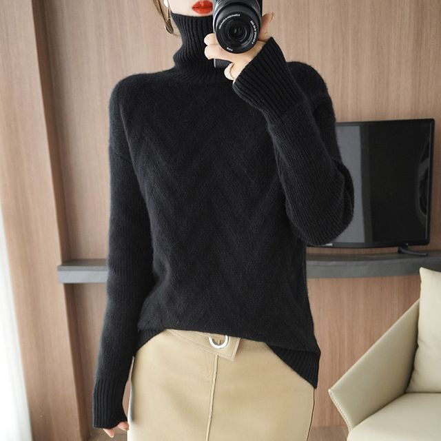 데일리 패턴 폴라넥 하이넥 니트 스웨터