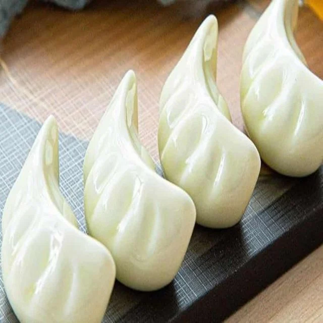 젓가락 받침대 만두피규어 식탁소품 만두모형 젓가락거치대 주방용품