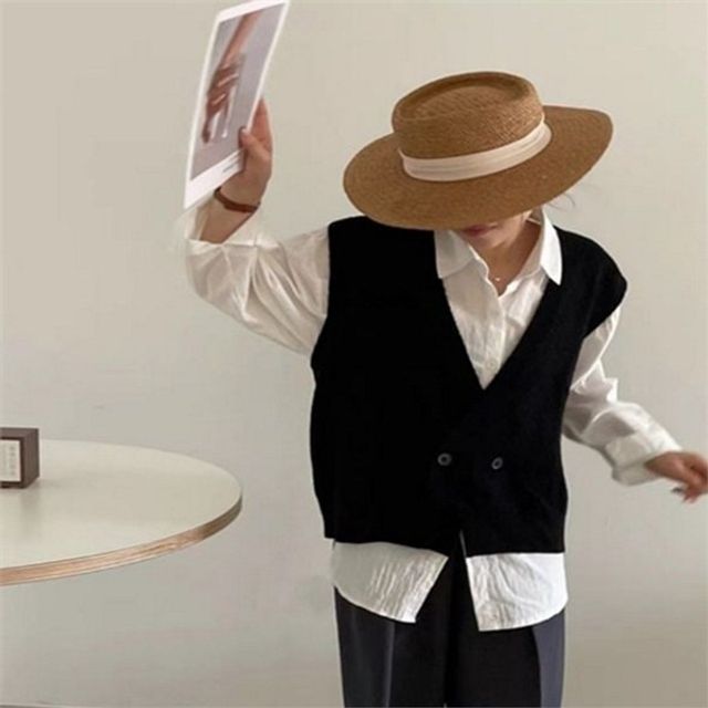 여성 단추 조끼 여성 단추 베스트 오버핏 데일리베스트 데일리 간절기 민소매 기본 레이어드 루즈핏 브이넥