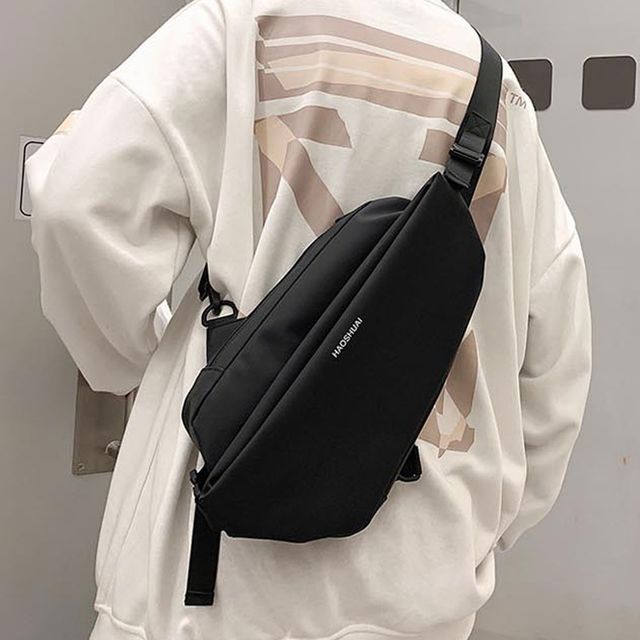남녀공용 크로스백 메신저백 길이 조절 데일리 가방