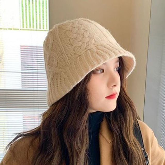 코디 니트 방한모자 꼬깔 모자 두건 휴가 아이템