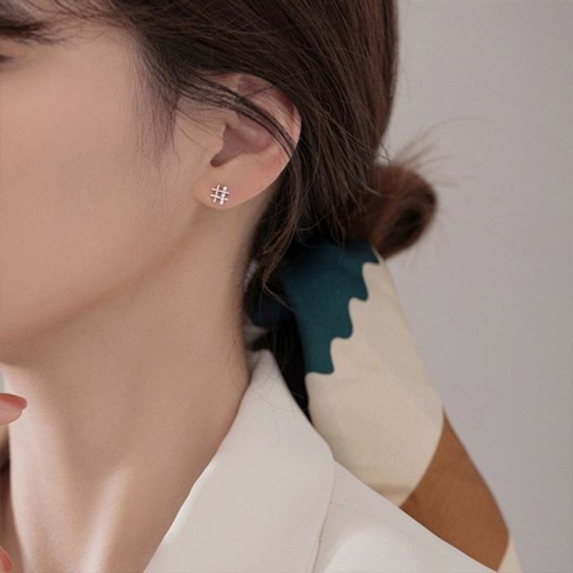 반짝이는 스타일리쉬 귀걸이 특수 코디 패션 쁘띠