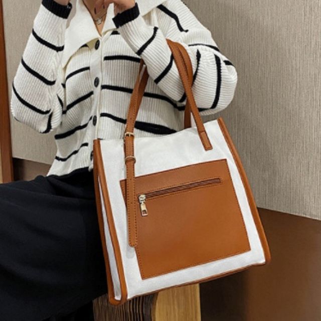 전면 사각 배색 주머니 포인트 끈조절 토트백 숄더백