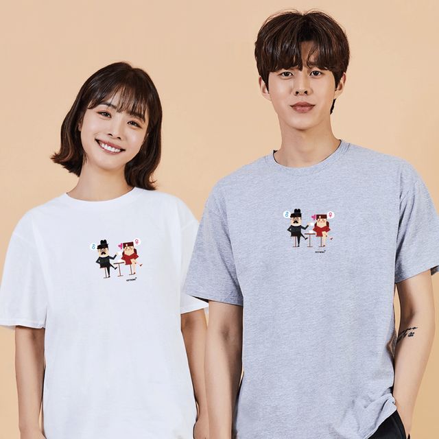 키밍 소개팅 커플 봄 시밀러룩 남자 검정 반팔티 오버셔츠