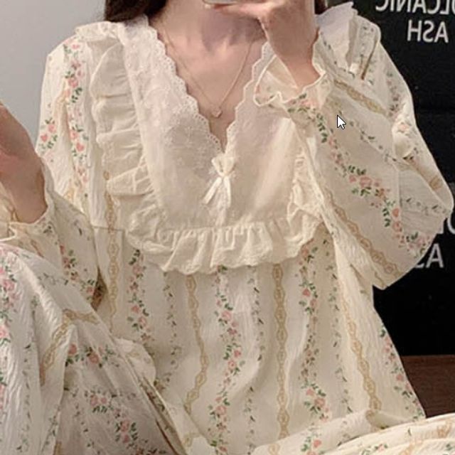 WL 플라워 패턴 잠옷 세트 귀엽고 디테일이있는 여자 긴팔 긴바지 부드러운 소재 꽃무늬 파자마