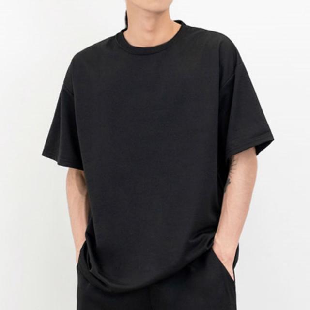 남성 넉넉한핏 라운드넥 오버핏 베이직 스타일 반팔티