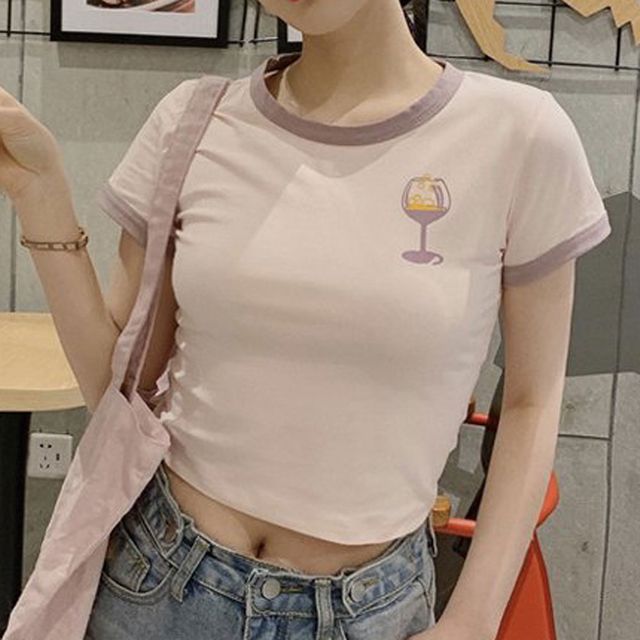 캐주얼 여자 반팔티셔츠 크롭티 데일리 여친룩 코디