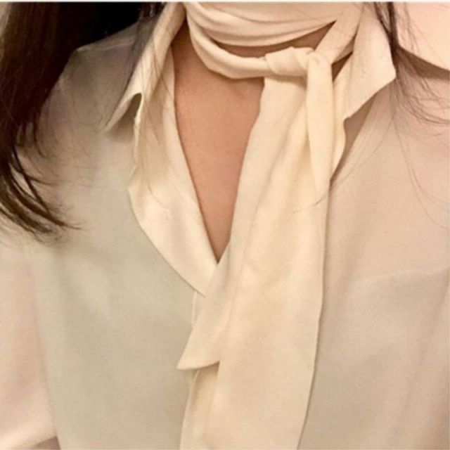 스카프 여름 봄 봄스카프 타이스카프 선물용 롱 예쁜머플러 이쁜스카프 브이넥 선물 원피스룩 20대 코디