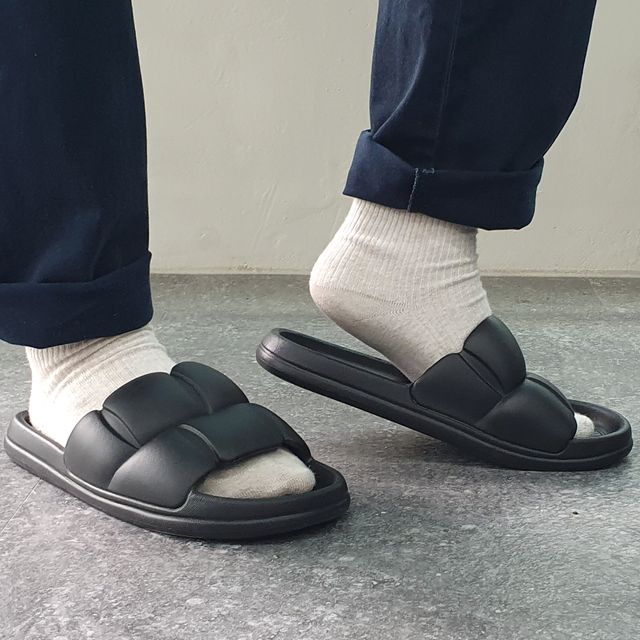 남성용 뚱카롱 쿠션 슬리퍼 블랙