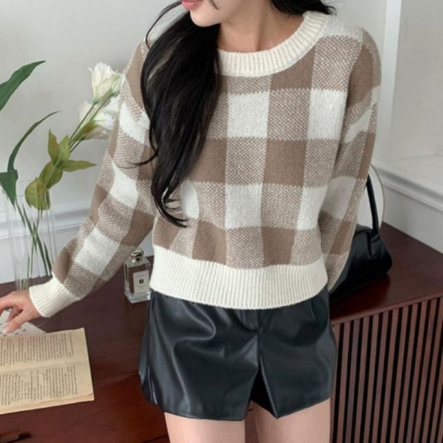 가을 겨울 데일리 체크 니트 긴팔 크롭티 2컬러 배색 라운드넥 니트웨어