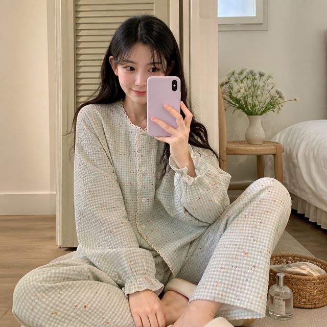 여성 홈웨어 플라워 체크 파자마 레이스 라운드 긴팔 긴바지 밴딩 셔링 잠옷 2점