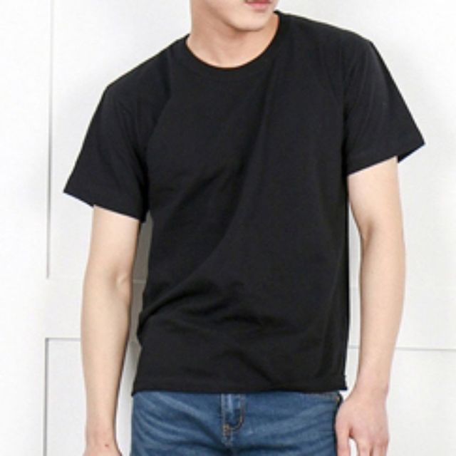 남성 가벼운 소재 베이직 디자인 코디 데일리 반팔티