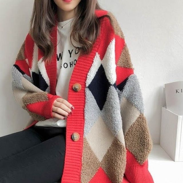 컬러감이 마름모 빅다이아 가디건 매력적인 디자인