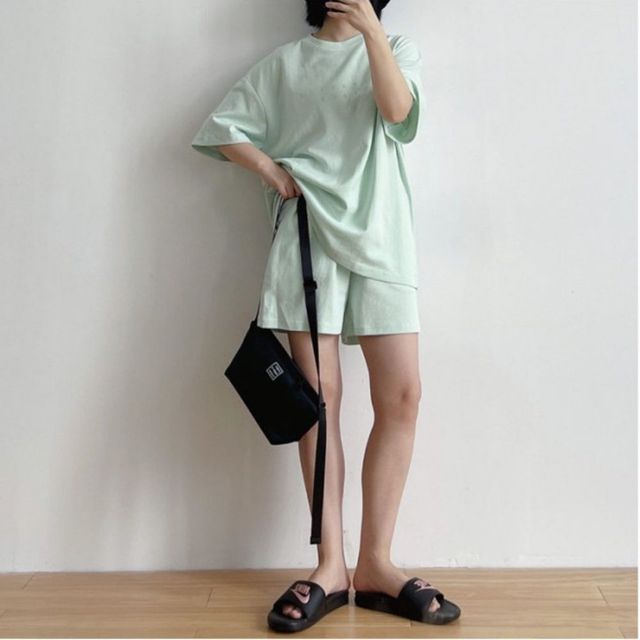 여성 영문 레터링 얇은 반팔 반바지 트레이닝복 세트