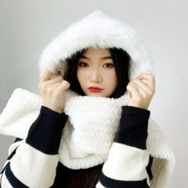 코지데 잇후드 머플러 올인원 목도리 퍼