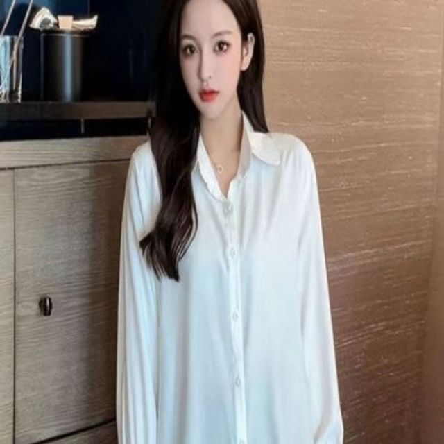 이쁘다요 손목 출근룩 블라우스 주름 화이트 코디 카라