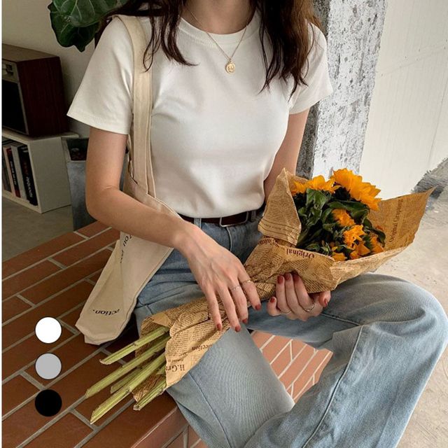 4계절 베이직 디자인 레이어링 여성 3컬러 반팔티셔츠