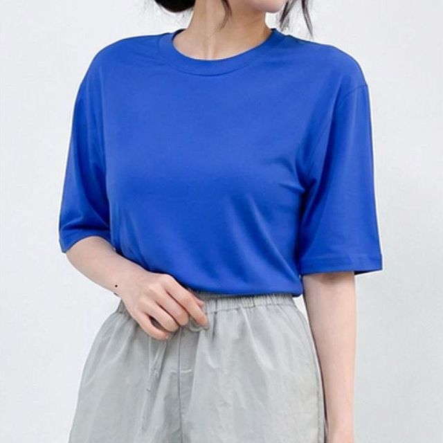여성 루즈핏 찰랑 무지 라운드 티셔츠 여름 코디