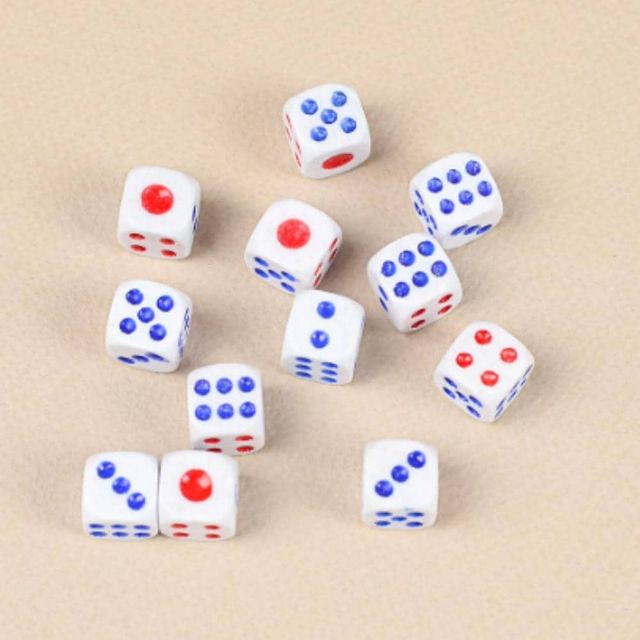 주사위 12세트 1.2cm 교회선물 파티게임 전략보드게임 간단한보드게임 게임도구