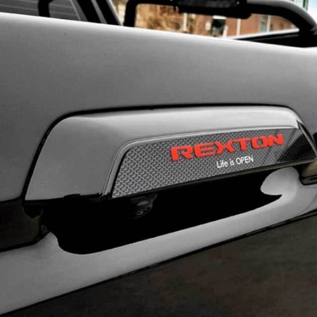 렉스턴 스포츠 카본 트렁크 포인트 가니쉬 카본몰딩 레드 REXTON