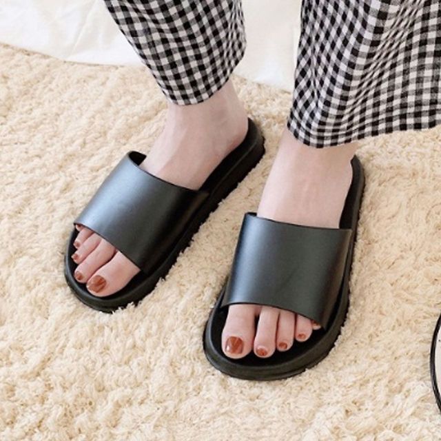 신혼부부 친구 집들이 선물 발편한 신발 욕실 슈즈