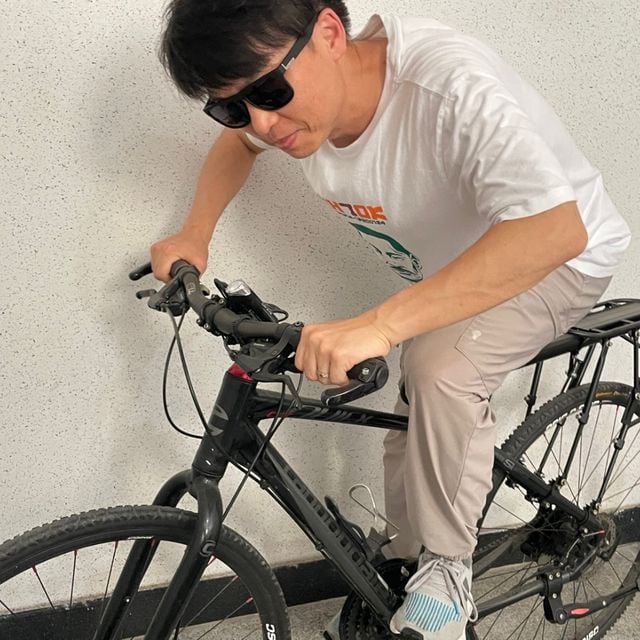 편광 사각 뿔테 선글라스 블랙