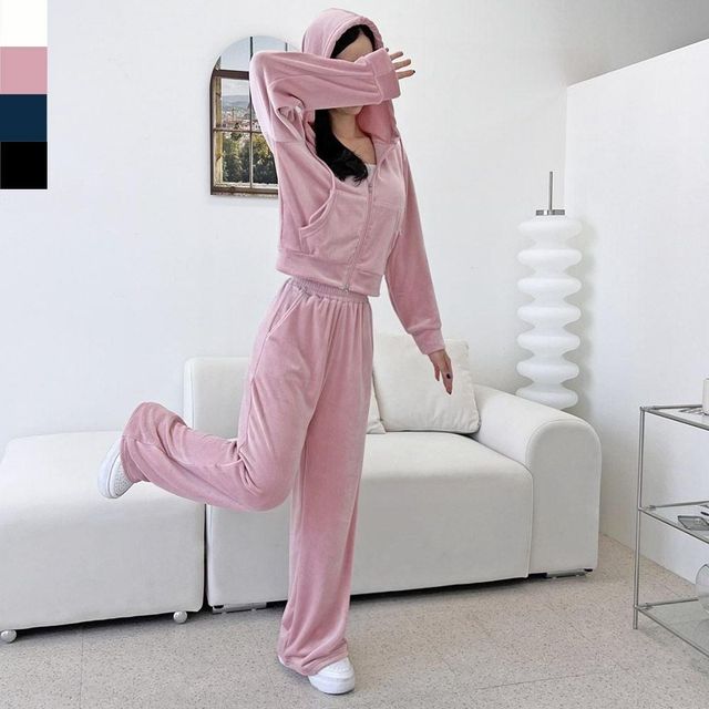 벨로아 운동복 벨벳 숏기장 지퍼형 루즈핏 셋업 트레이닝복