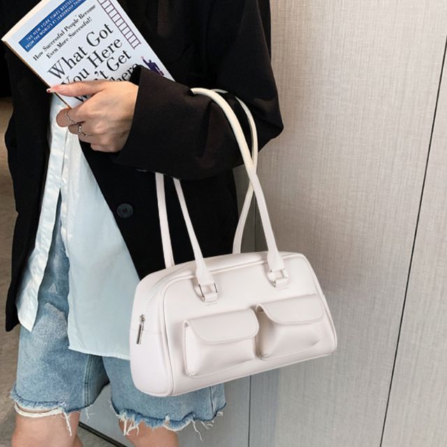 포켓 라운드 레트로 넉넉한 데일리백 출근백 숄더백