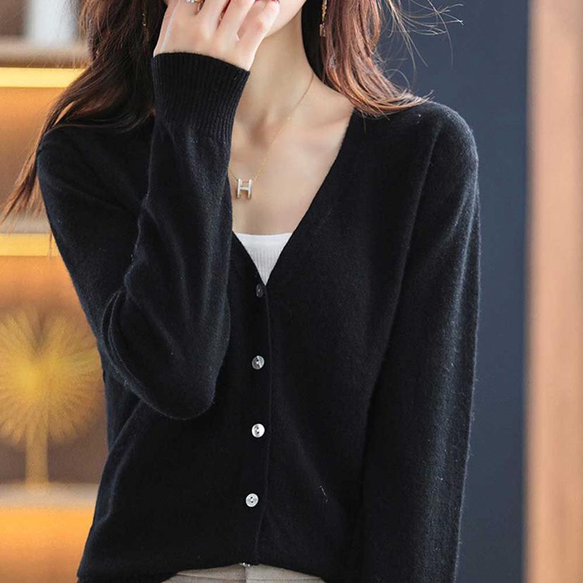 여자 베이직 브이넥 가디건 블랙 데일리 패션 코디
