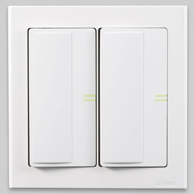일신 와이드플러스 야광 매입 스위치 - 중2구 1로 전등