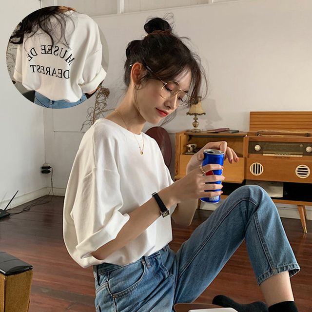 여자 20대 캐주얼 베이직 백레터링 루즈핏 반팔티