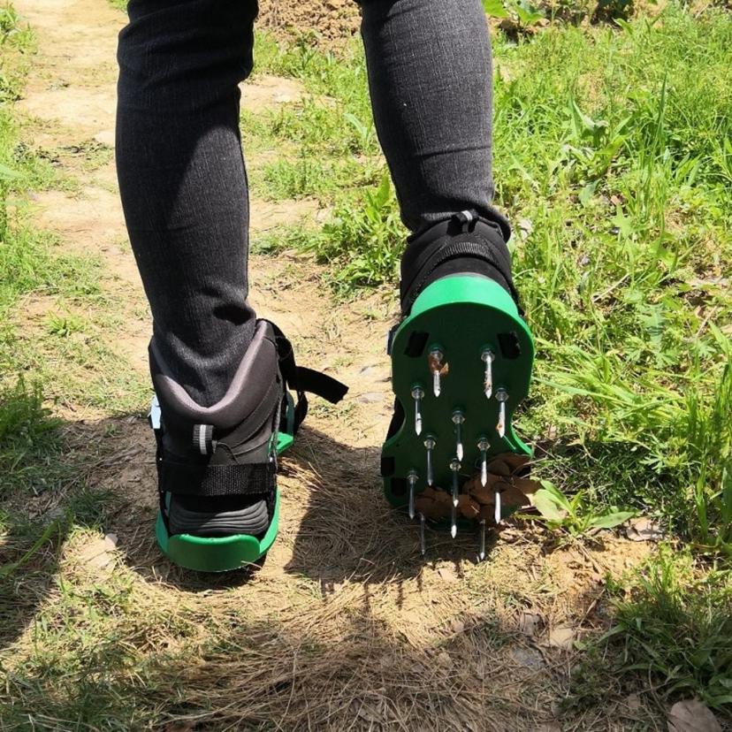 잔디밭 천공 샌들, 잔디 정리에 최적화된 신발