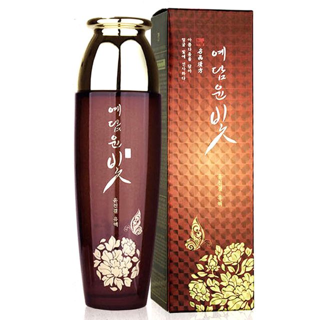 수분과 영양을 균형 있게 공급하는 여성 로션 150ml